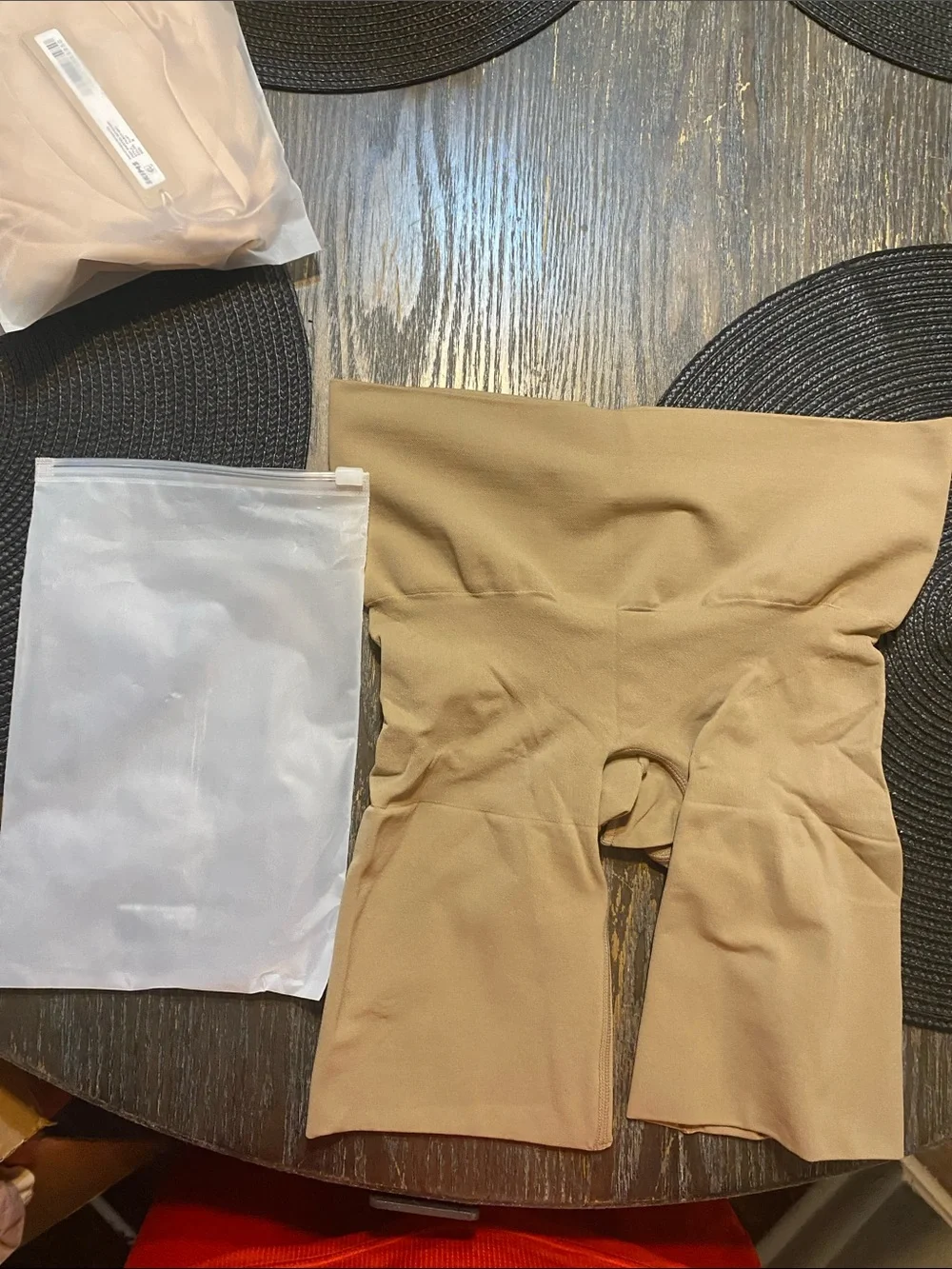 SKIMS seamless sculpt butt lifting shorts color jasper small